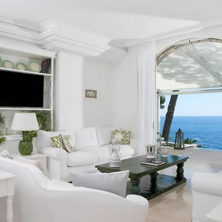 Holiday Home With Pool In Nerano Вилла Нерано